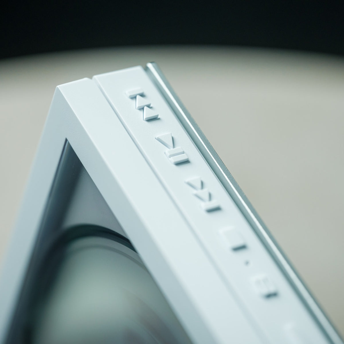 Elevate Stand (for CD Cover/Jacket Player)