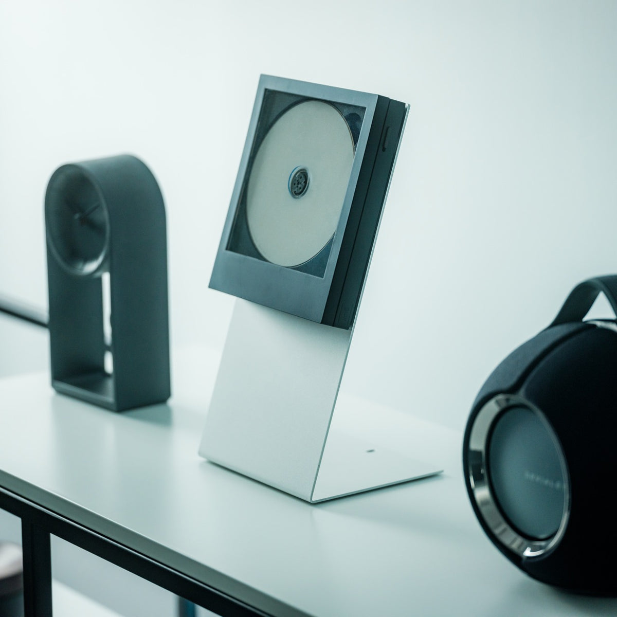 Elevate Stand (for CD Cover/Jacket Player)
