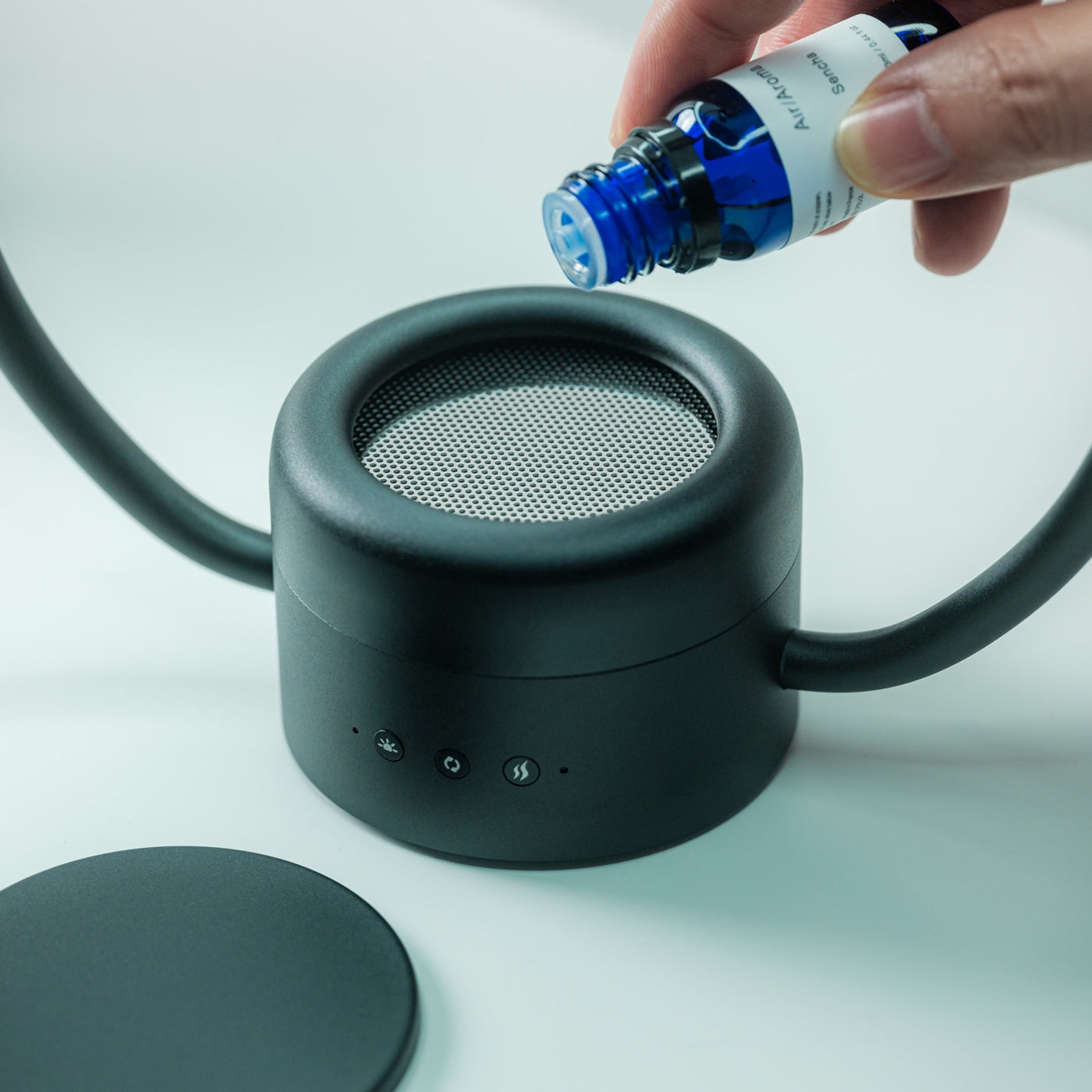 3-in-1 Luminous Mirror Diffuser – Yanko Design Select