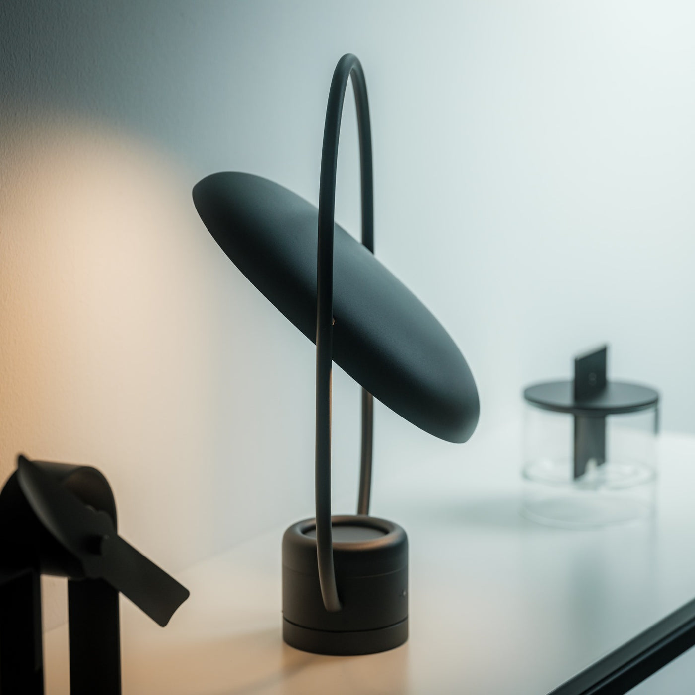 3-in-1 Luminous Mirror Diffuser – Yanko Design Select