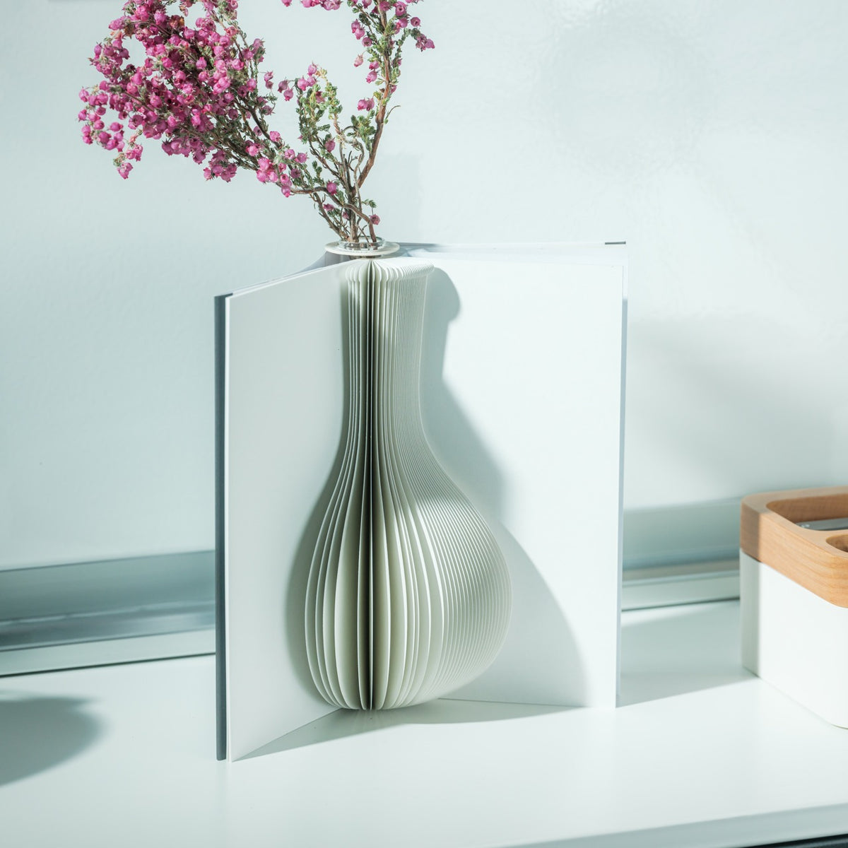 Pop-up Book Vase