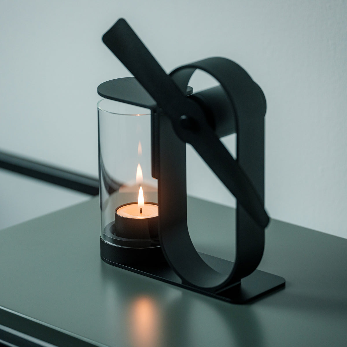 Battery-free Aroma Diffuser